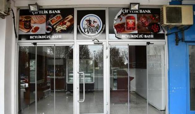 On binlerce kişiyi dolandıran Çiftlik Bank'ın şubesi soyuldu!
