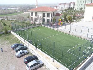 Beyşehir'de semt sahası çalışmaları