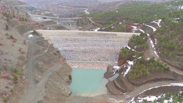 Bolat Barajı'nın gövde dolgusu tamamlandı