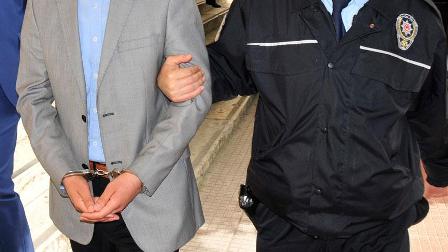 FETÖ firarisi çift yurt dışına kaçarken yakalandı