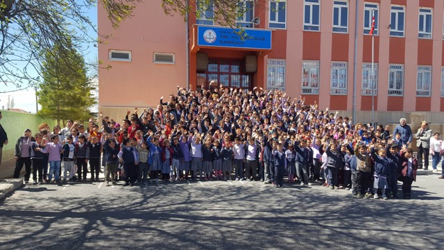 Öğrencilerden, Mehmetçiğe mektup