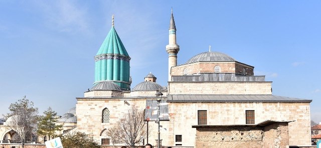 Mevlana türbesinde “Ney Çalınmasın” kampanyası
