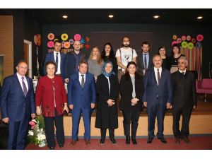 Rehber öğretmenlerden tiyatro oyunu