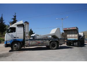 Beton blokları taşıyan 30 tır Cilvegözü'nden çıkış yaptı
