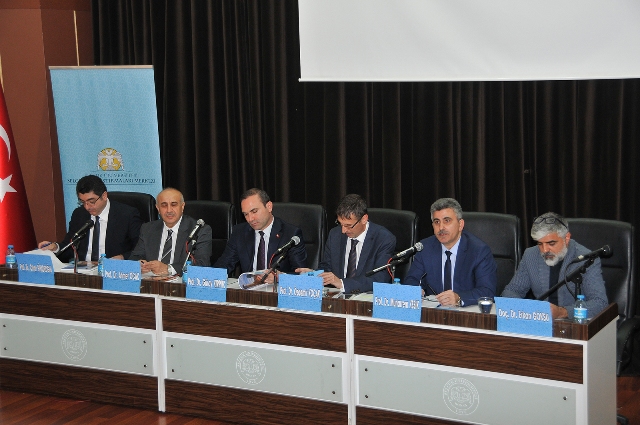 Selçuk’ta “Nizâmülmülk ve Nizâmiye Medreseleri” paneli yapıldı
