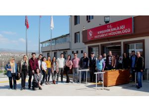 Hakemlerden huzur evine ziyaret