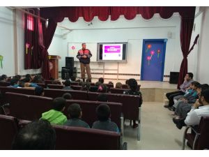 Jandarmadan öğrencilere trafik eğitimi