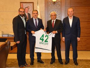 Anadolu Selçukspor’dan Rektör Şahin’e ziyaret