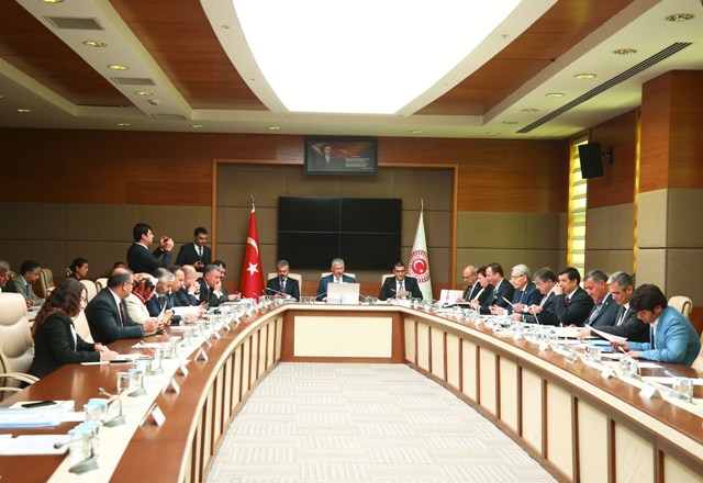DSİ Kanunu ve bazı kanunlarda değişiklik yapan tasarı komisyonda