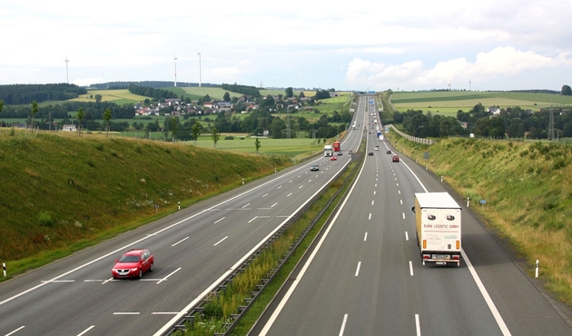 Kızlarını benzincide bıraktığını 170 km sonra anladı...