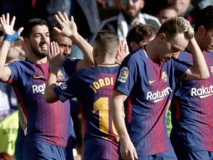 Barcelona Roma'yı farklı geçti