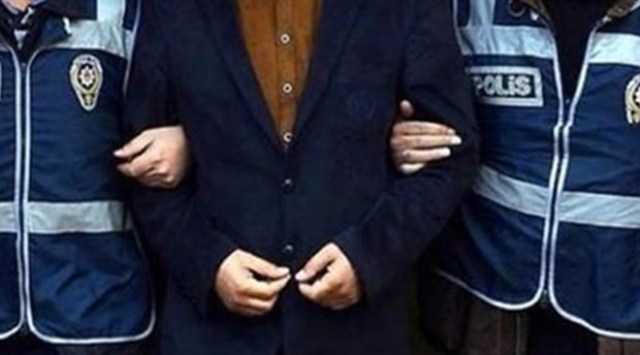 Adana'da 24 muvazzaf asker FETÖ'den tutuklandı