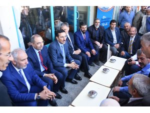 "Vatandaşlarımızın duygularını kullanan sadece Çiftlik Bank yok"