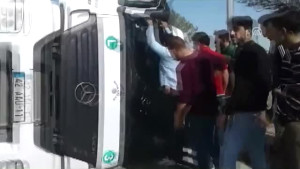 Konya'da Tır Devrildi: 1 Yaralı