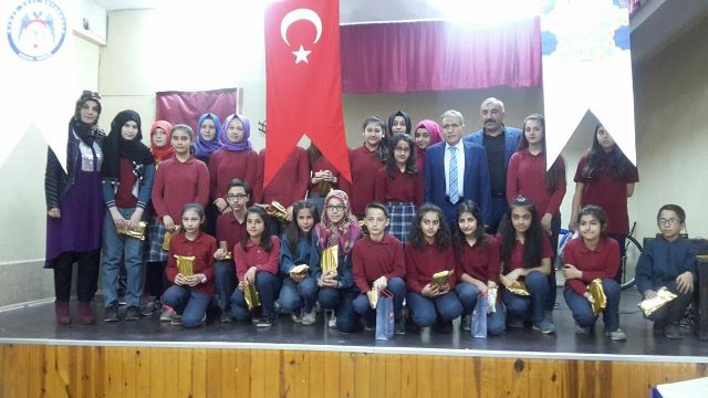 Osman Gazi Ortaokulu Bir Hadis Bir Hikaye Projesi Ödül Töreni
