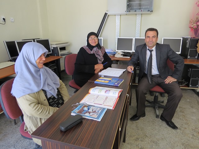 Yalıhüyük'te okuma yazma kursu