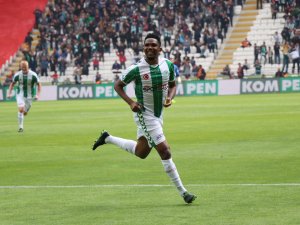Samuel Eto'o Konyaspor'daki gol sayısını 4'e çıkardı