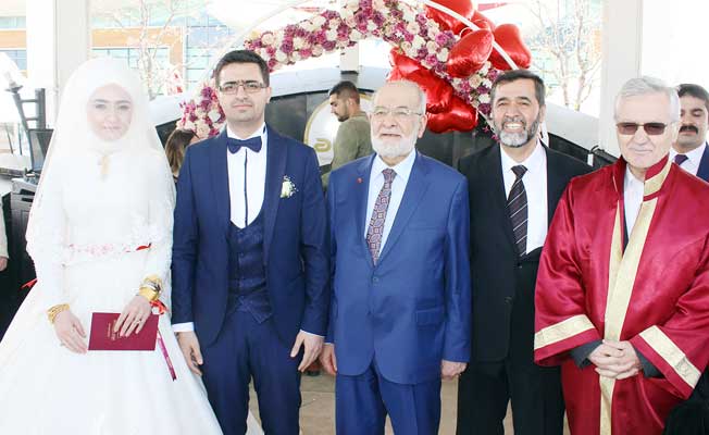 Mustafa Özkan oğlunu evlendirdi