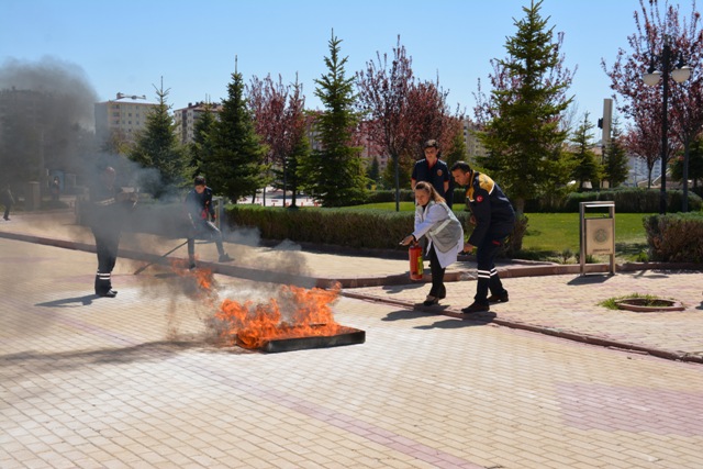 Selçuk Üniversitesi Tıp Fakültesi Hastanesi’nde Afet Eğitimi ve Tatbikat