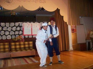 ''İBİŞ YENİ EVİNDE''