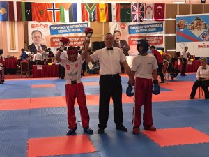 Konyalı kick boksculardan 12 madalya