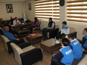 Finalist badmintonculardan Ersöz’e ziyaret