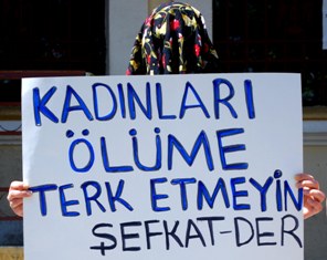 Türkiye'de her gün 3 kadın katlediliyor