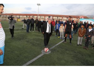 Niğde'de "Şehit Ömer Halisdemir Futbol Turnuvası"