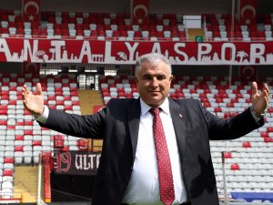 Antalyaspor Başkanı Bulut’tan Eto’o protestosu yorumu