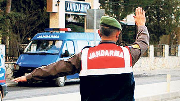 Jandarmadan sınır köylerinde FETÖ operasyonu