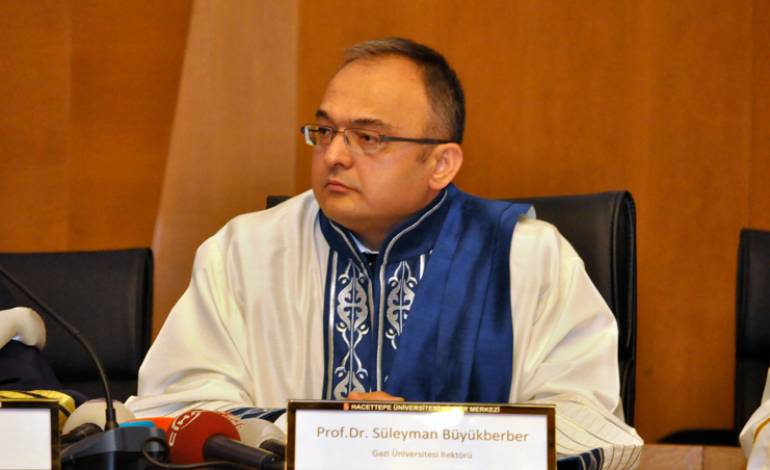 Eski Gazi Üniversitesi Rektörü Büyükberber'in yargılanmasına başlandı