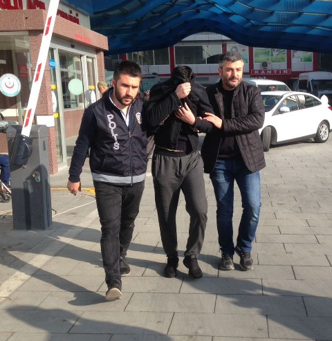 FETÖ'nün askeri mahrem yapılanmasına operasyon: 12 gözaltı