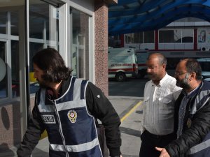 Konya'da FETÖ'nün 'Gaybubet Evleri'ne Operasyon: 77 Gözaltı