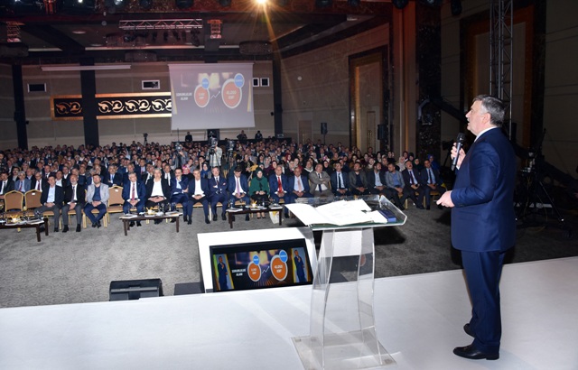 Başkan Akyürek 14 yılını "Büyük işler, büyük düşler" başlığıyla tanıttı