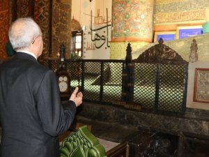 Kılıçdaroğlu, Mevlana Müzesi'ni ziyaret etti