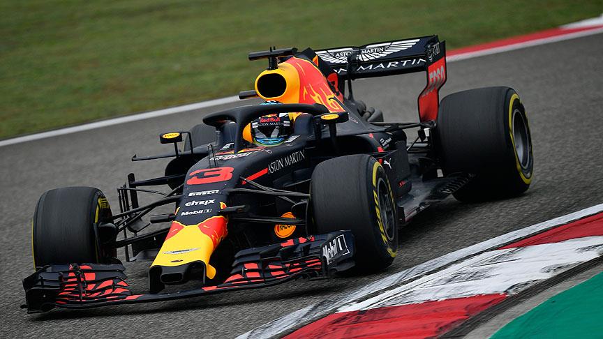 Çin'de kazanan Ricciardo