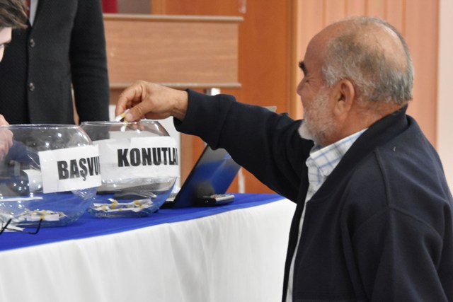 Derbent'te 45 aile ev sahibi oldu