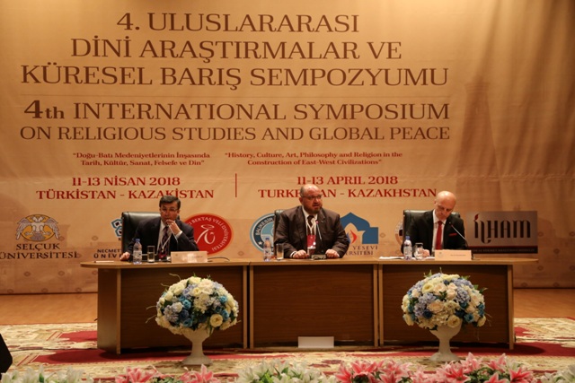 TİMAV’da Doğu ve Batı Medeniyetleri konuşuldu
