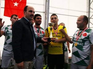 Sızma Mahalle Futbol Turnuvası sona erdi ödüller verildi
