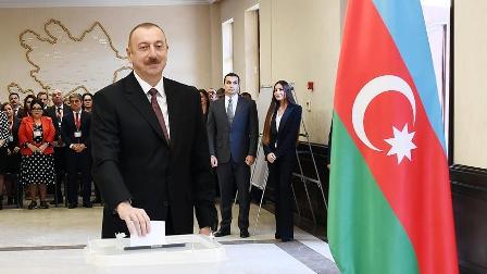 Azerbaycan Cumhurbaşkanı Aliyev yemin ederek görevine başladı