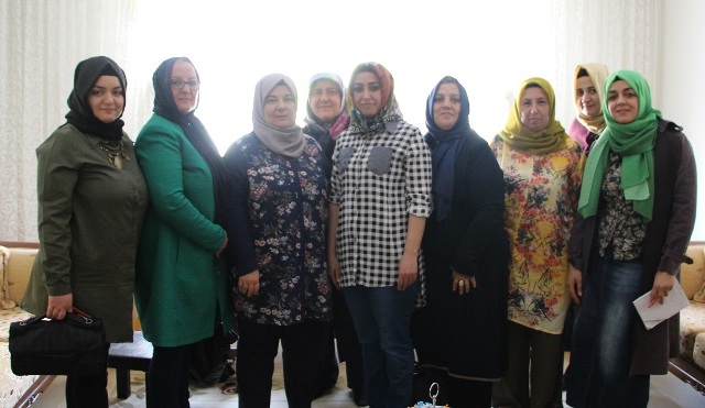Karatay Kadın Meclisi Şehit Ailelerine Unutulmadıklarını Hissettiriyor