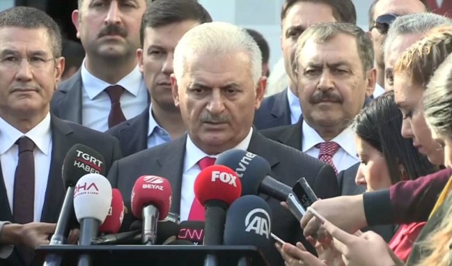 Başbakan'dan erken seçim sorusuna İngilizce cevap!