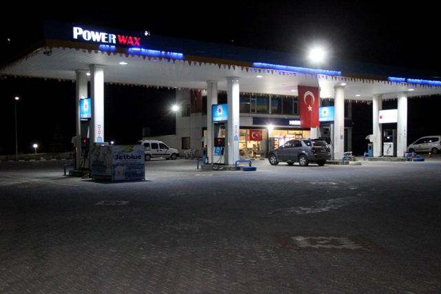 Akaryakıt İstasyonunda gasp