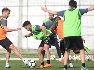 Atiker Konyaspor'da Kasımpaşa maçı hazırlıkları sürüyor