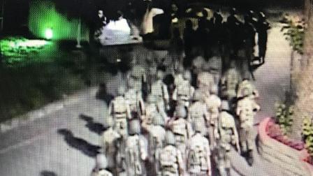 Darbeci yüzbaşı sivillere ateş ettiğini inkar etti