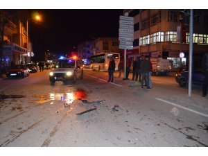 Trafik kazası güvenlik kamerasında