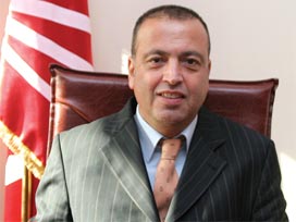 CHP'li başkanın ilk işi müstakbel eşe