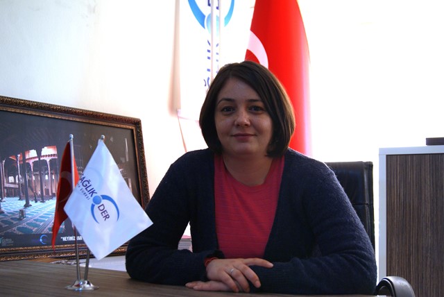 Ebeler Haftası’nın tarihi değiştirilsin