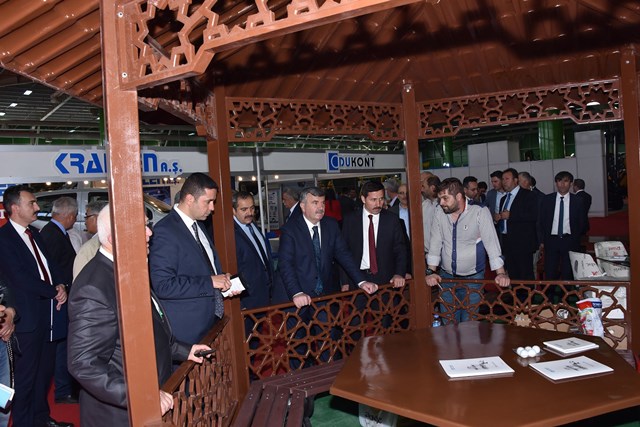 Başkan Akyürek, Yapı Fuarını gezdi