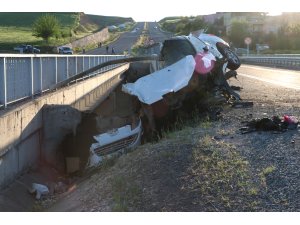 Diyarbakır'da trafik kazası: 3 ölü